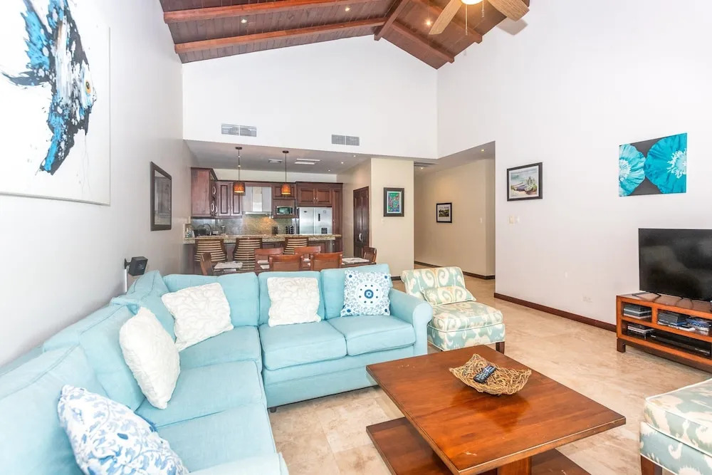 Pristine Bay Beach Home 104