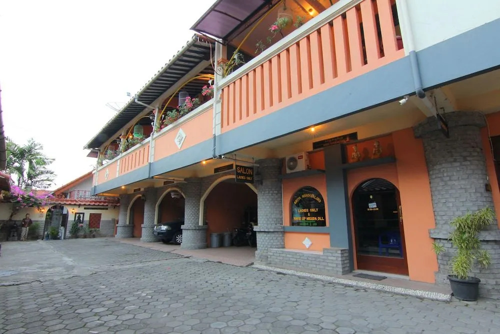 Sari Homestay