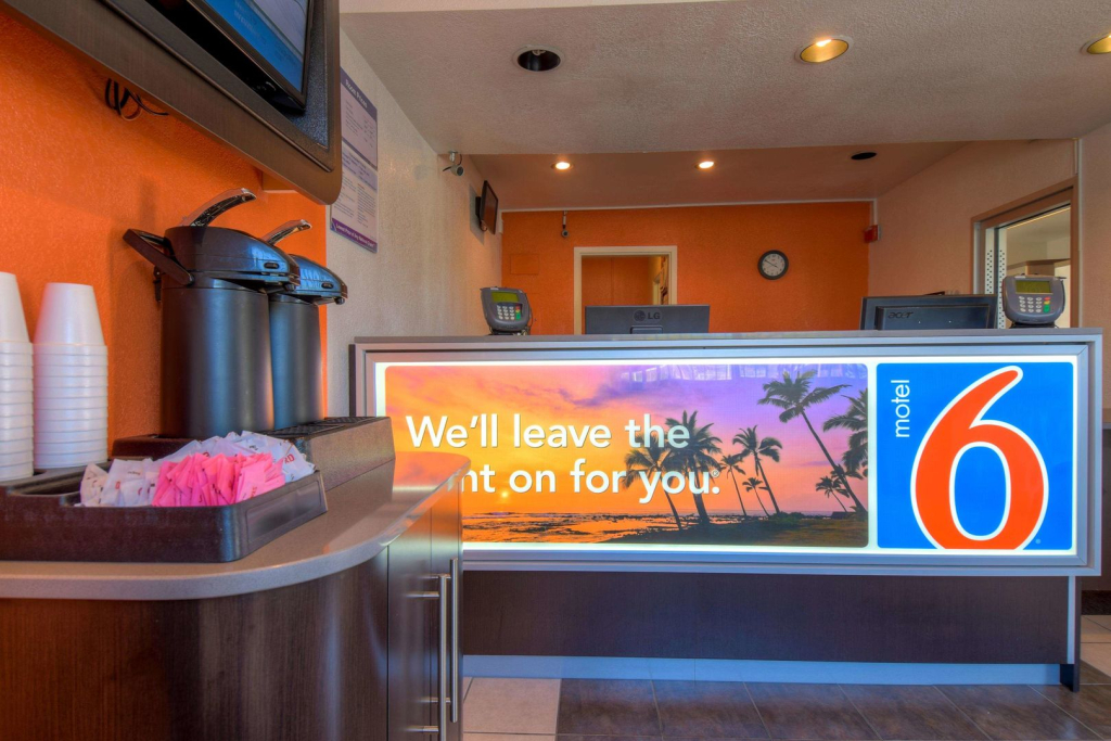 Motel 6-San Ysidro, CA - San Diego - Border