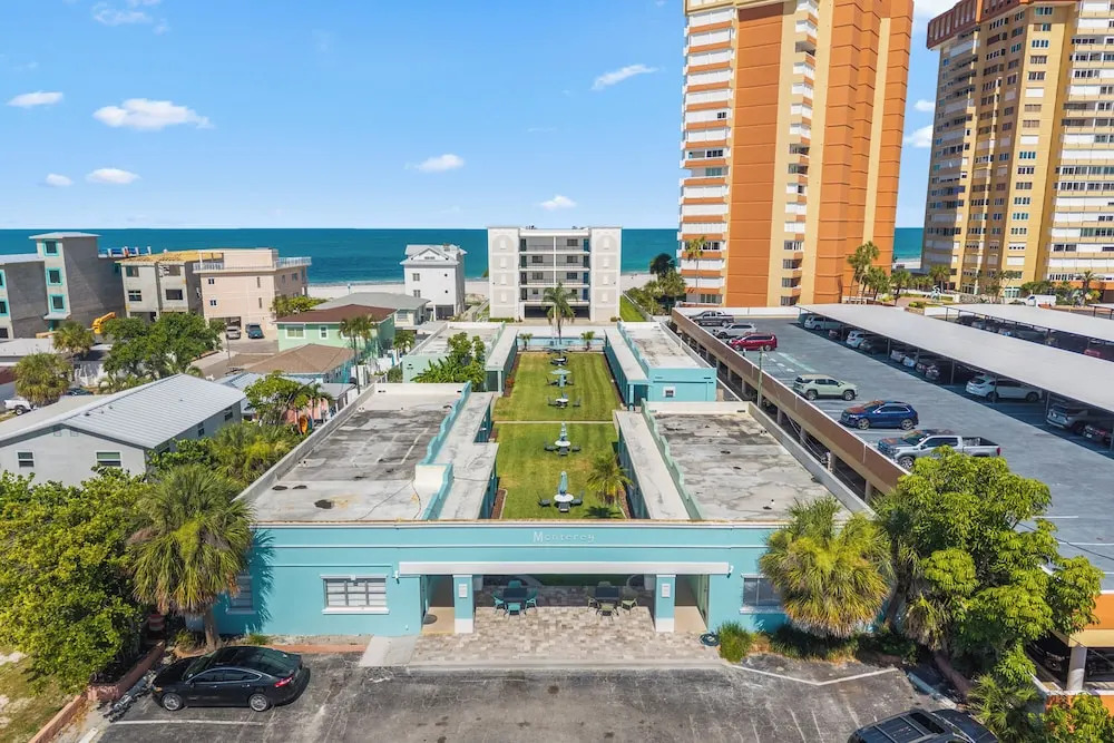 Beachfront Condo: Redington Shores Retreat!