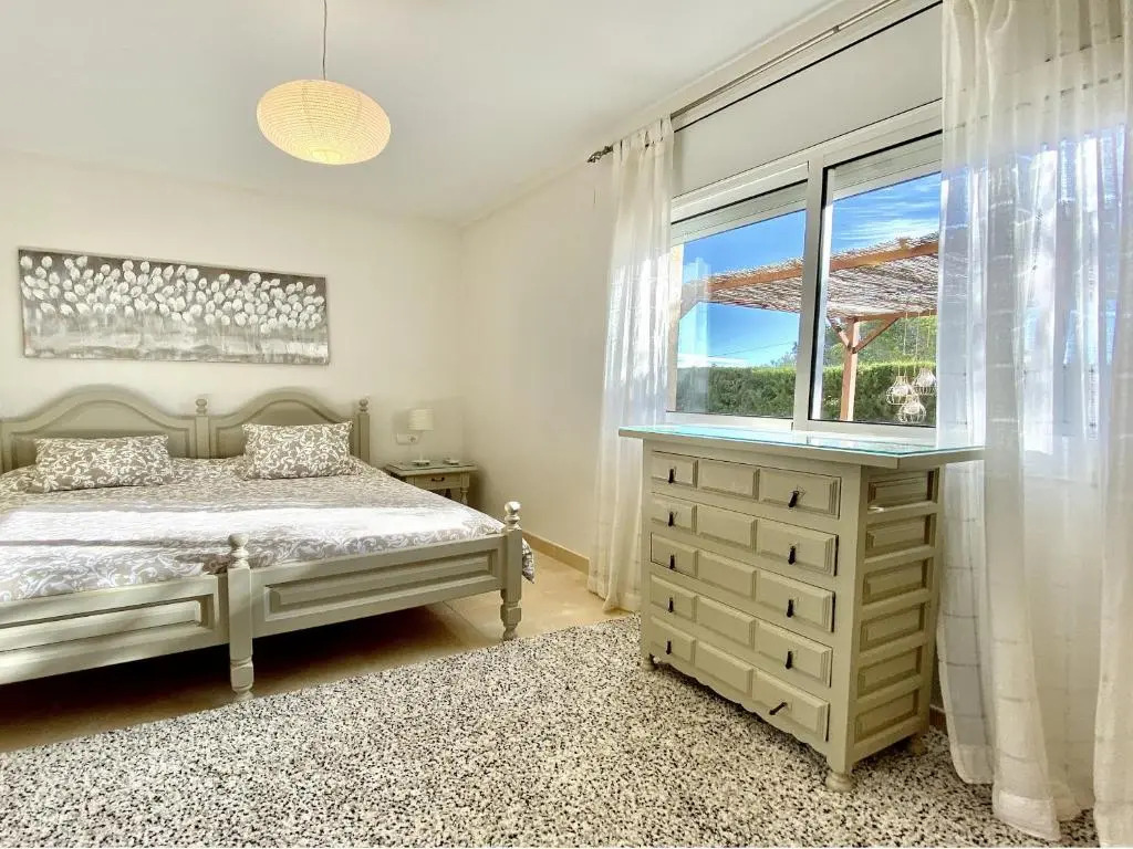 Villa Martina 4 bedroom villa with air conditioning & private swimming pool ideal for families