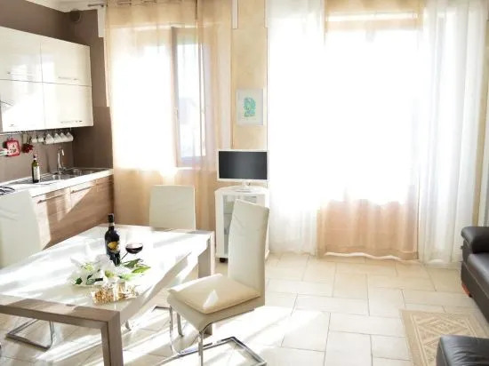 Apartment with Beautiful Sun
