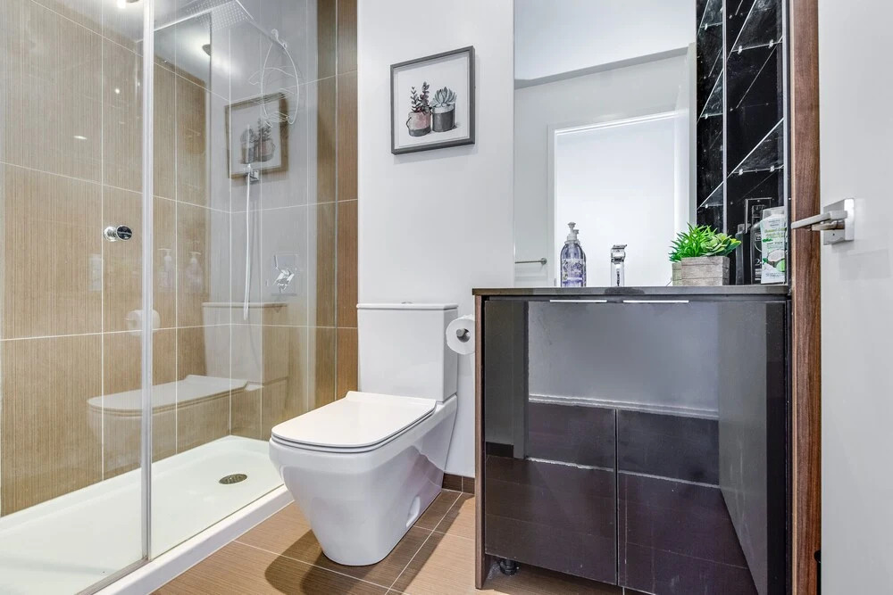 Beautifully Designed 2BR Suite Financial District