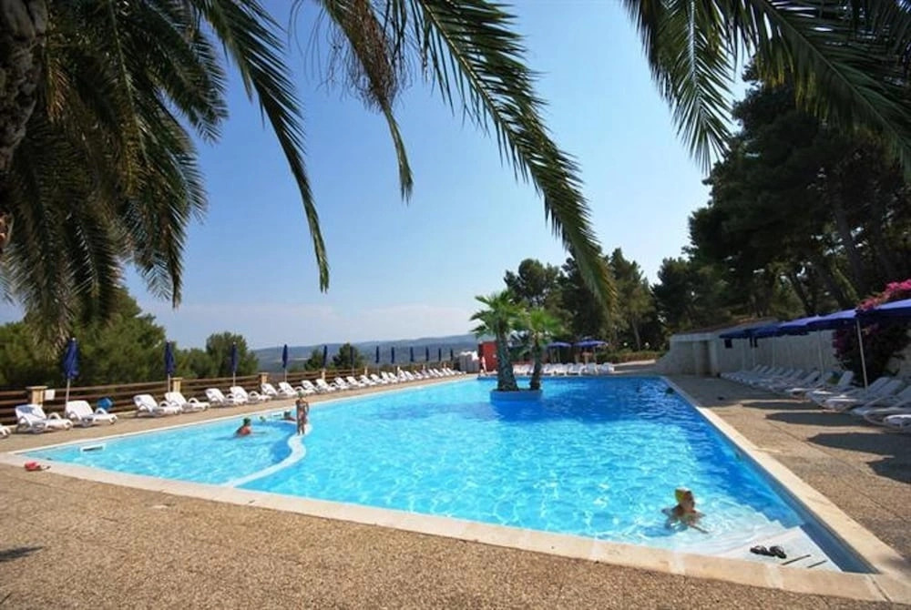 Property With 2 Bedrooms in Vieste, With Shared Pool and Furnished Terrace - 2 km From the Beach