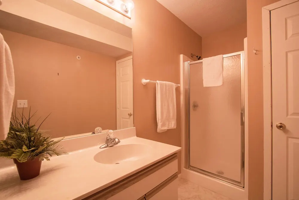 Overlook Grove - 2 Br Condo