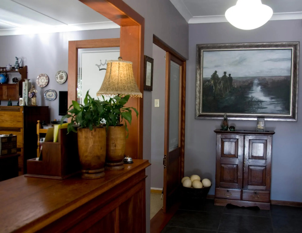 The Crown Guesthouse