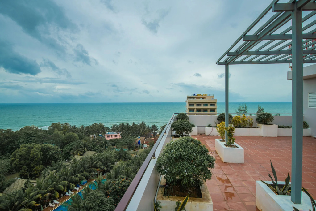Summer Dream Hotel
