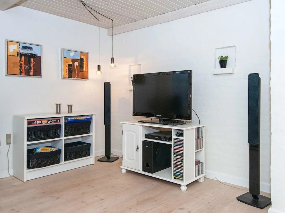 6 Person Holiday Home in Grenaa