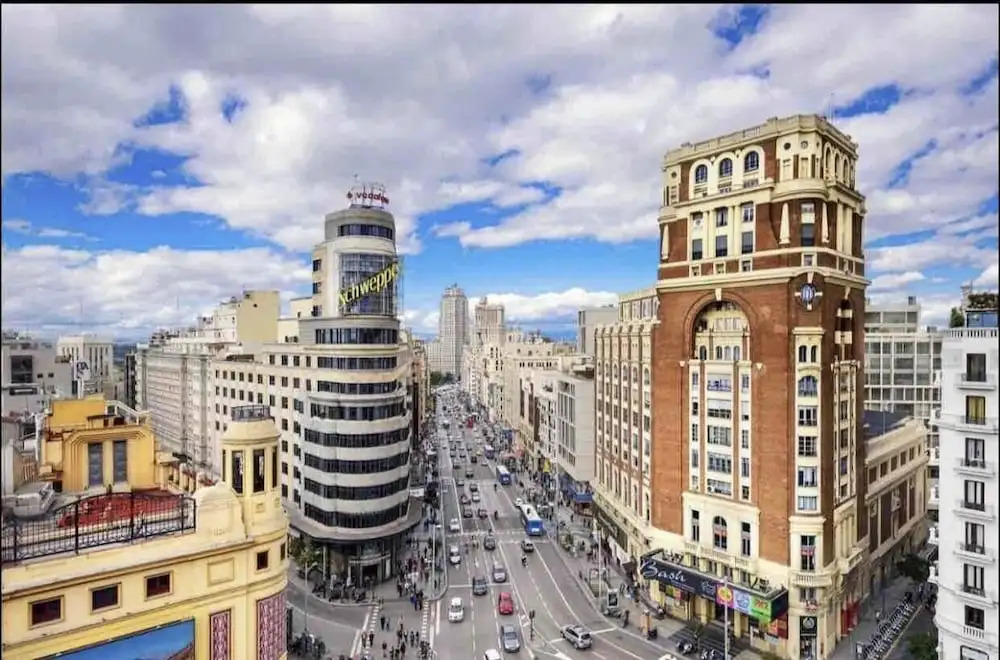 JB Rentals Gran via Apt