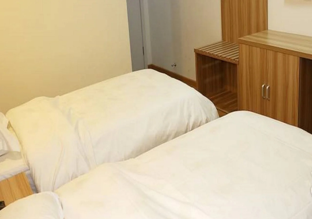 Jingan Express Hotel
