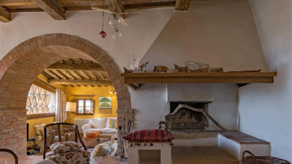 Beautiful Luxury Independent Villa With 13 Sleeps -prugnolo