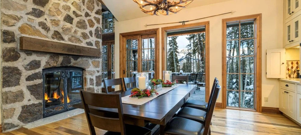 Twin Elk by Exceptional Stays