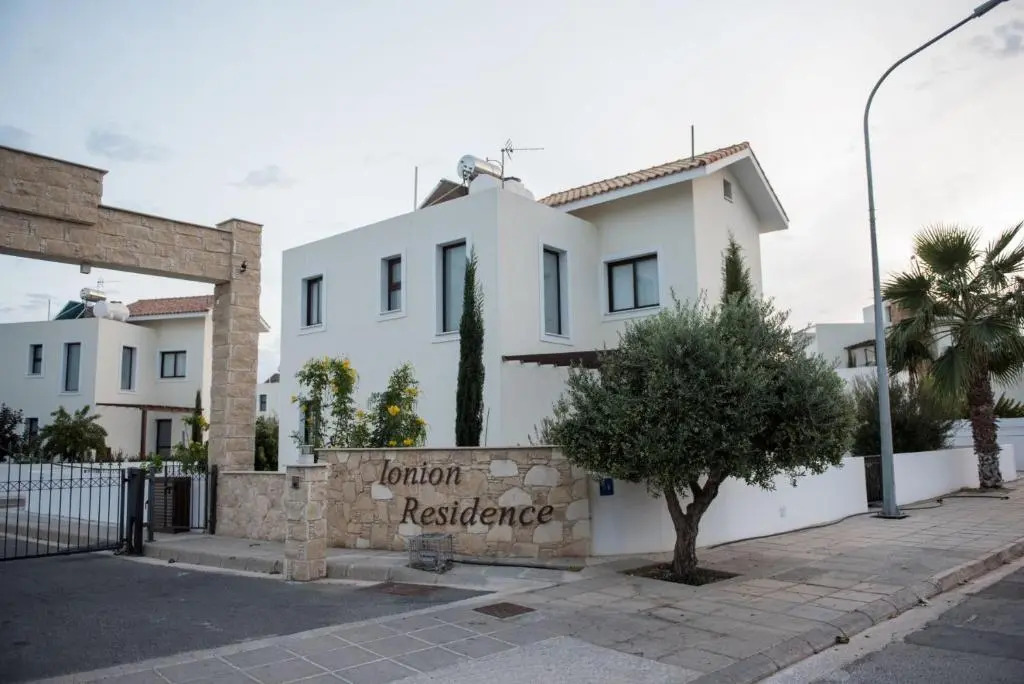 Sea Breeze Villa