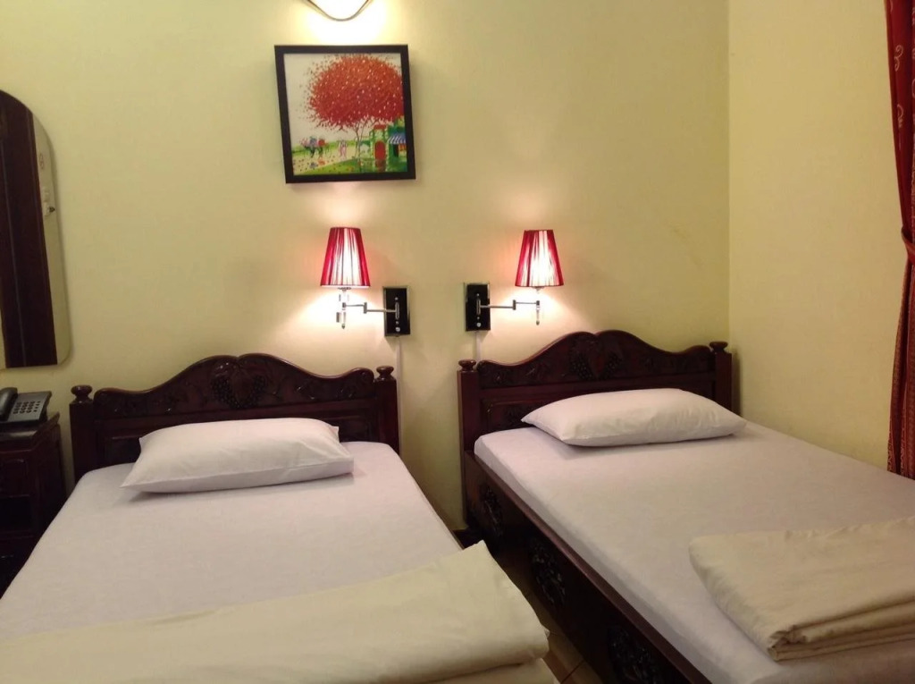 Phong Lan Hotel