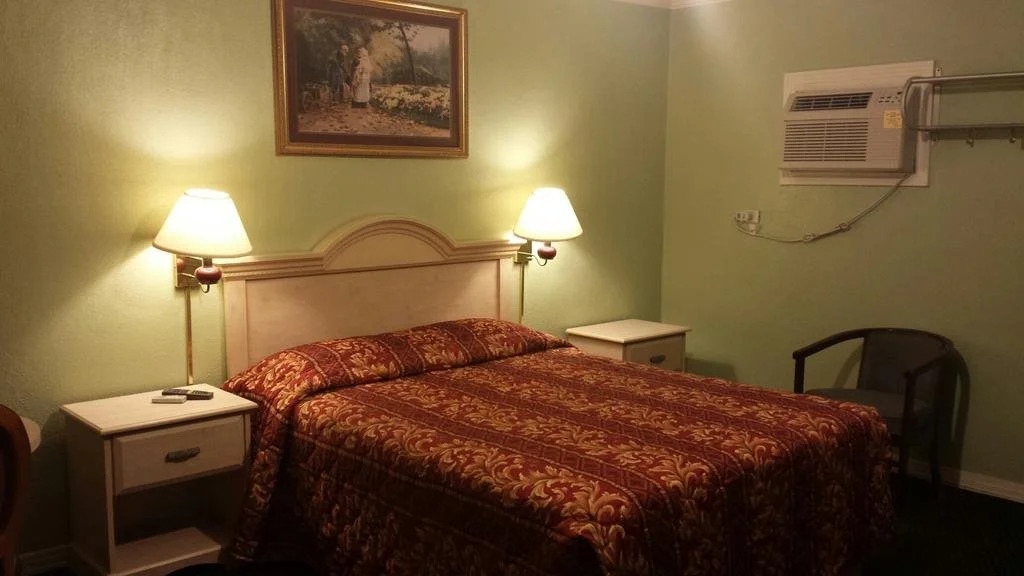 Budget Inn