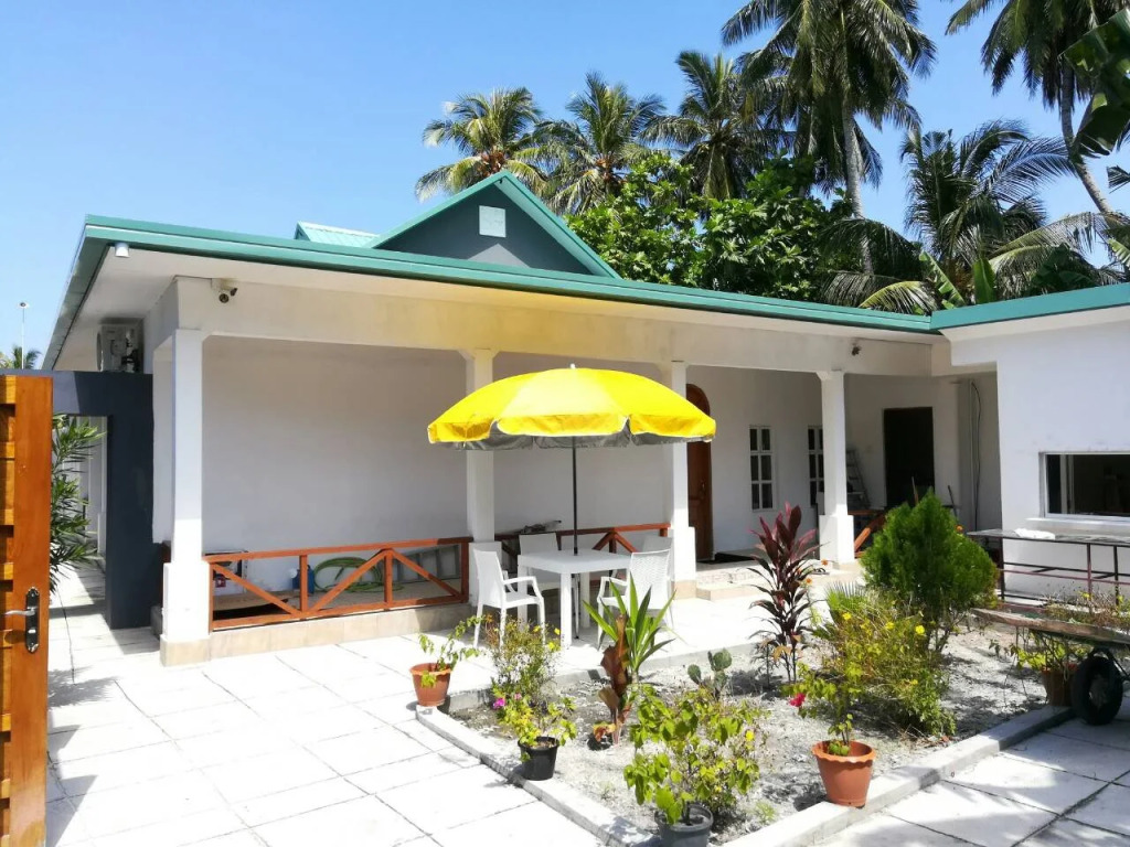 Equator Homestay
