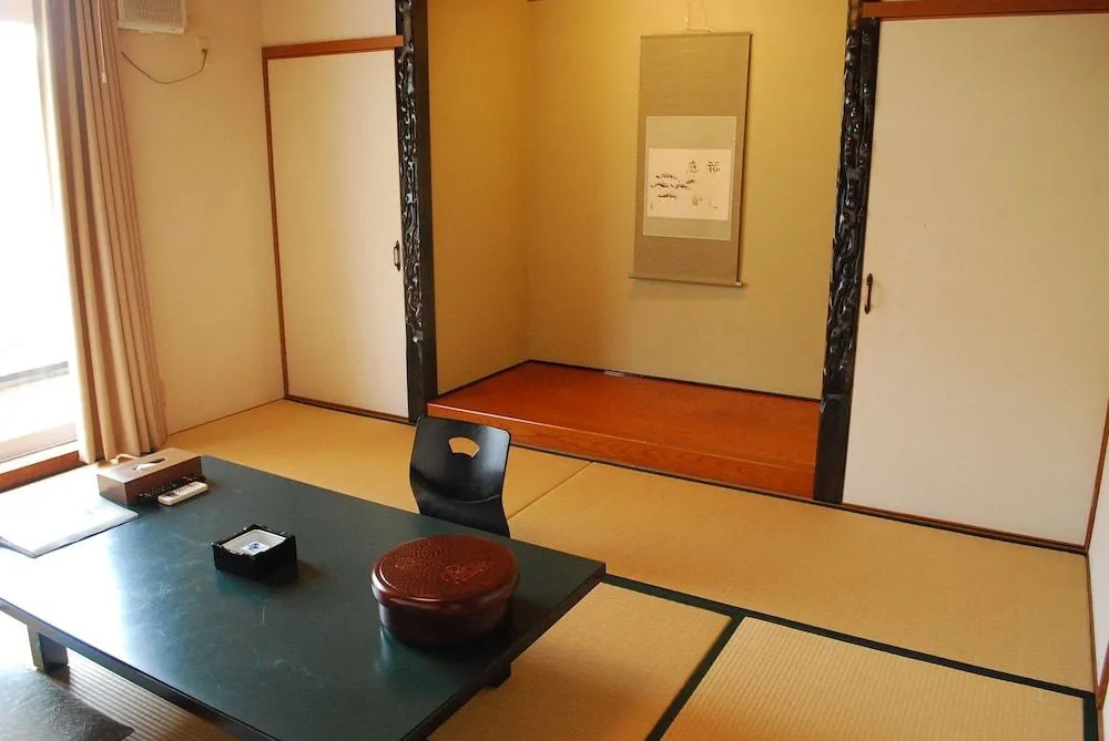 Japanese Auberge Matsu-tsuru