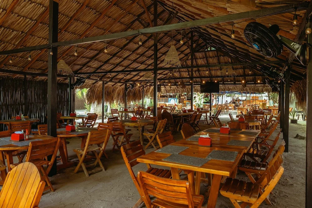 Bora Bora Beach Club Cartagena