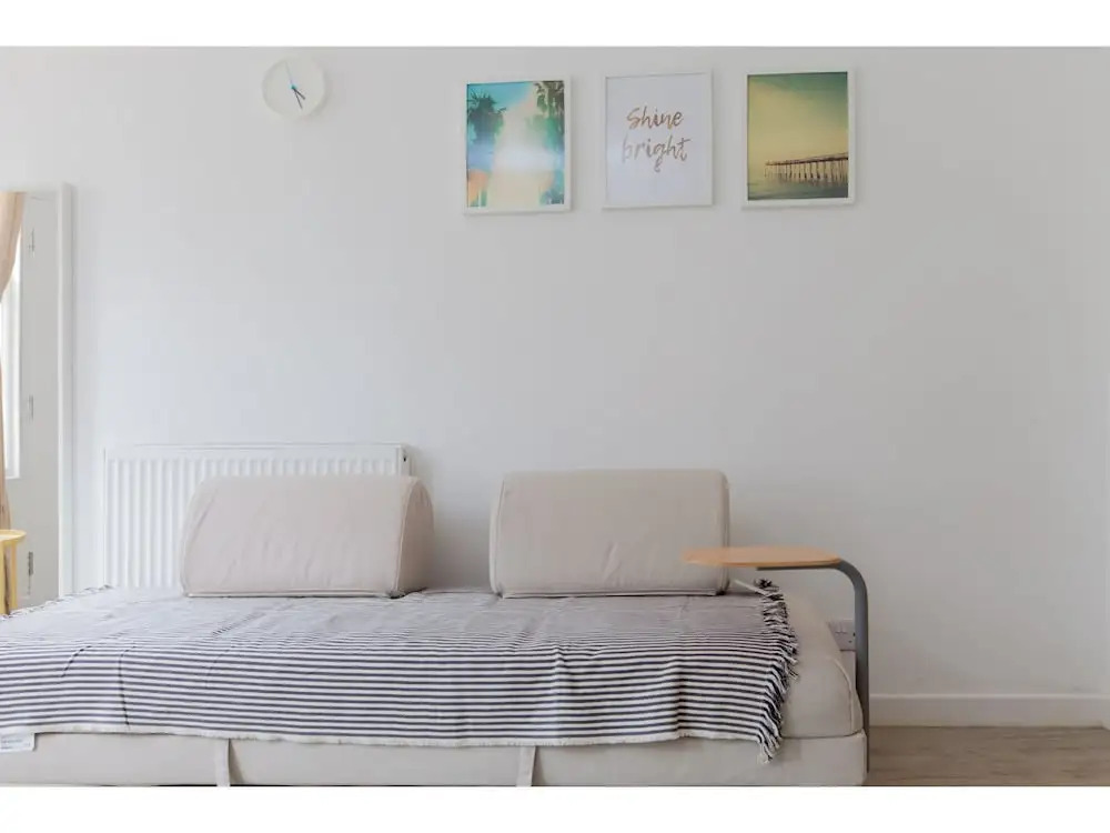 Bright 1BR Main Door, Festival, Apartment for 3