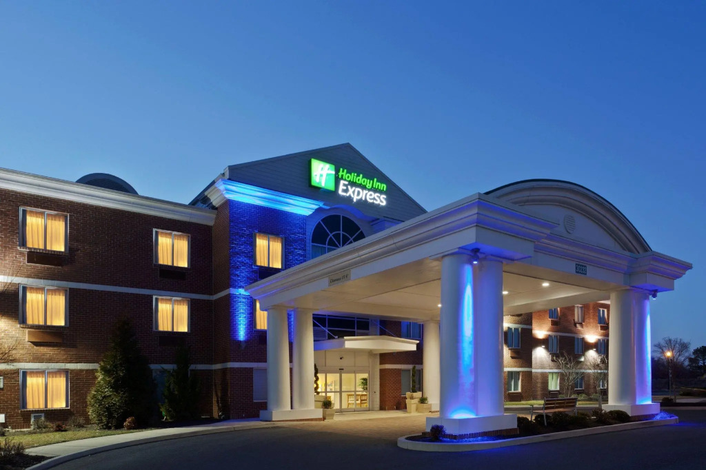 Holiday Inn Express Hotel & Suites Salisbury - Delmar by IHG