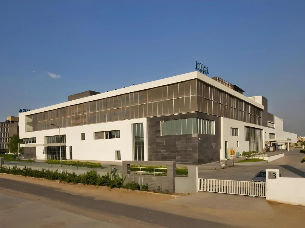 Ymca International Centre Hotel