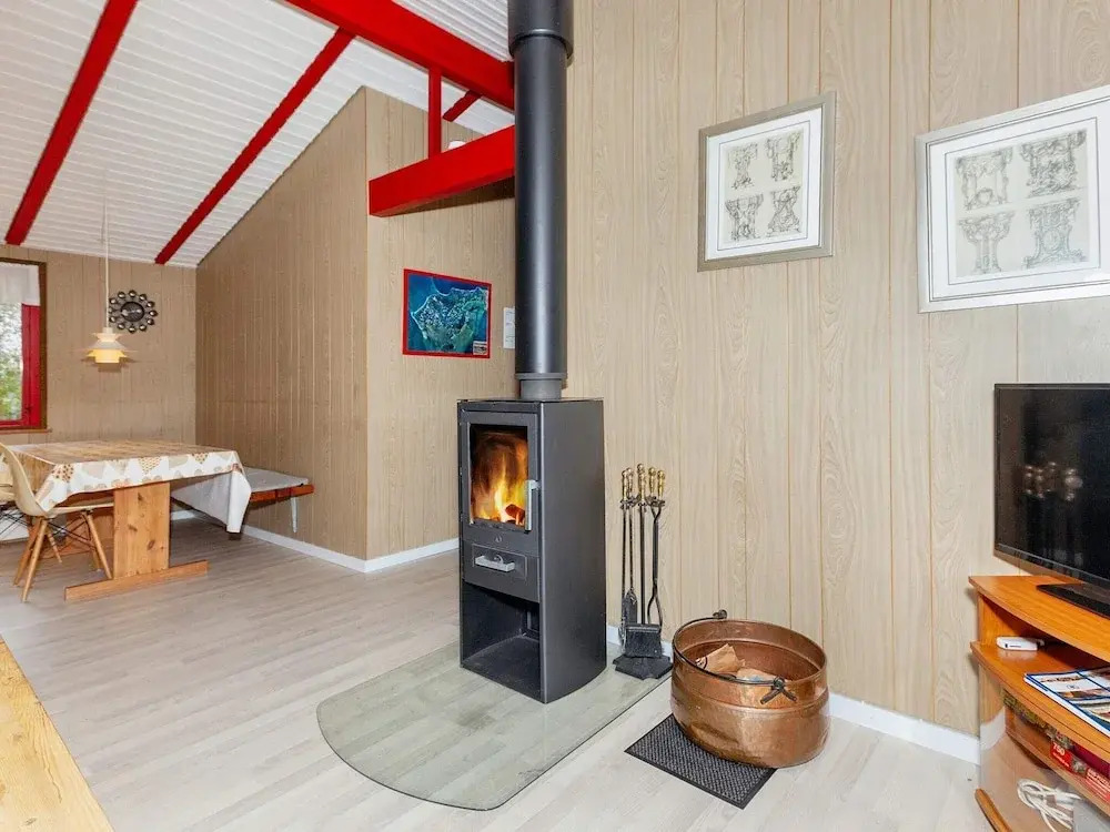 6 person holiday home in Læsø