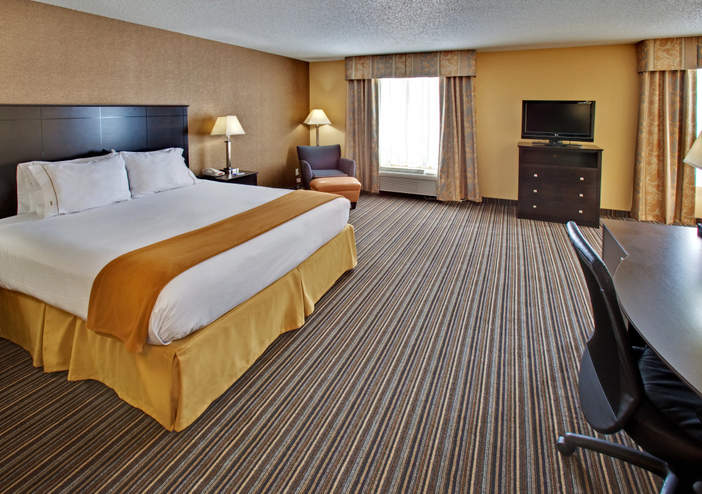 Holiday Inn Express Hotel & Suites Council Bluffs - Convention Center Area by IHG