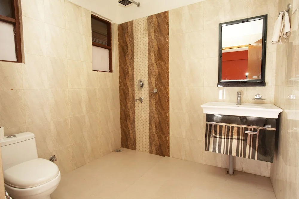 Sauraha Holiday Home Riverside by managed Hotel Surya Adventure