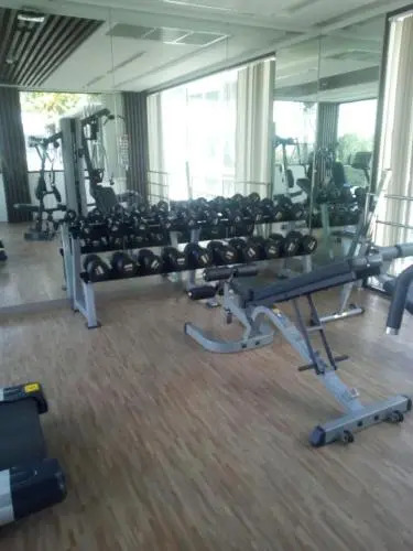 Parano condo at CM