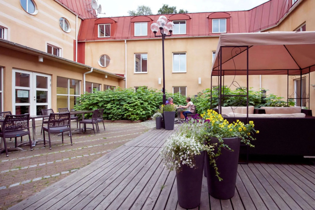 Home Hotel Uman