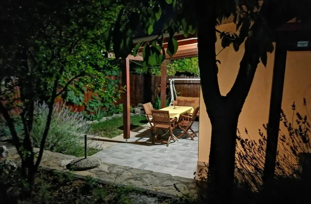 Apartment Taja, cijela kuća i vrt samo za vas