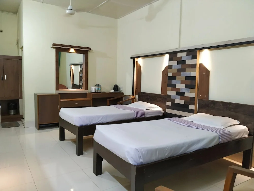 Hotel Centre Point Tezpur