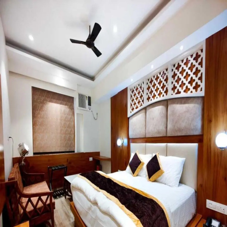 Hotel Joylife- Chotu Ram Chowk Rohtak Haryana