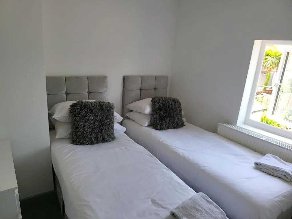 Vetrelax Colchester 3bedroom house