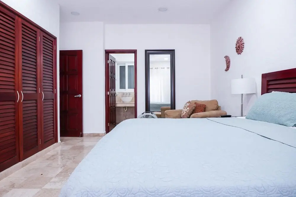Magic Paradise A8 3 Bedroom Condo by RedAwning