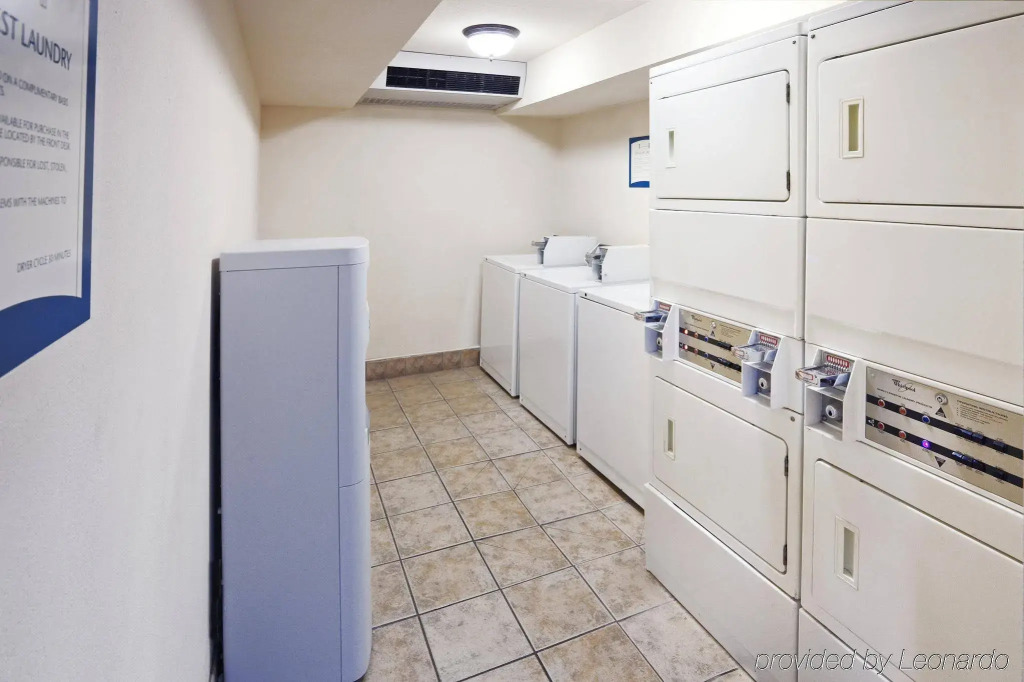 Staybridge Suites Woodland Hills by IHG