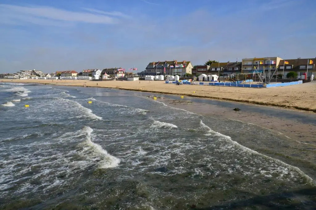 Triplex Avec Jardinet - Wifi - a 400m de la Plage