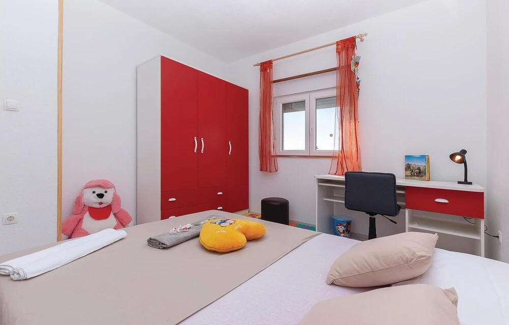 Awesome Home In Kanica