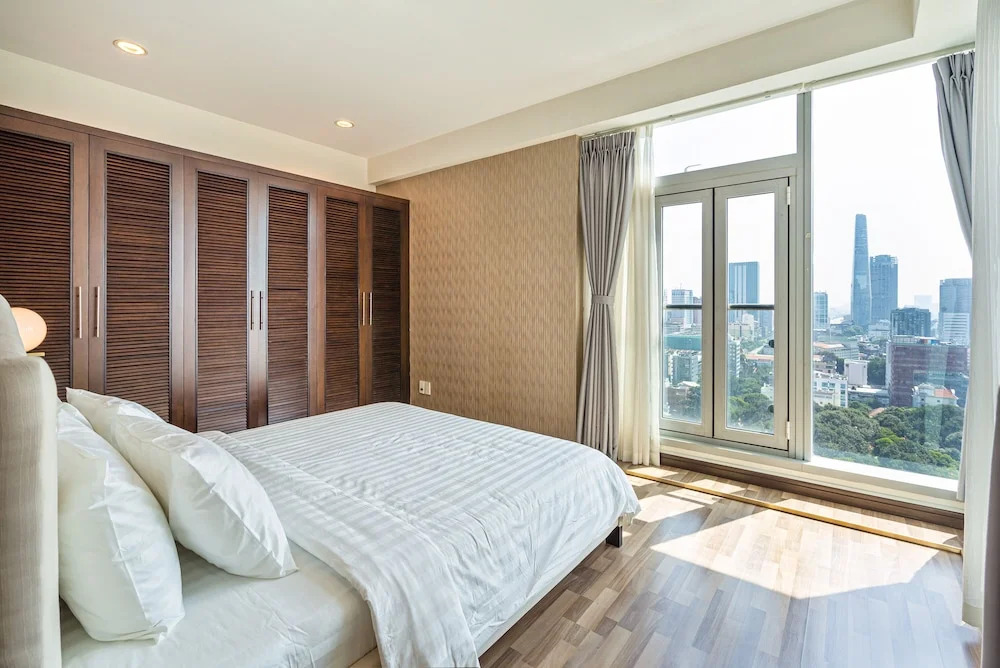 Saigon Suites Collection by Idg in D1