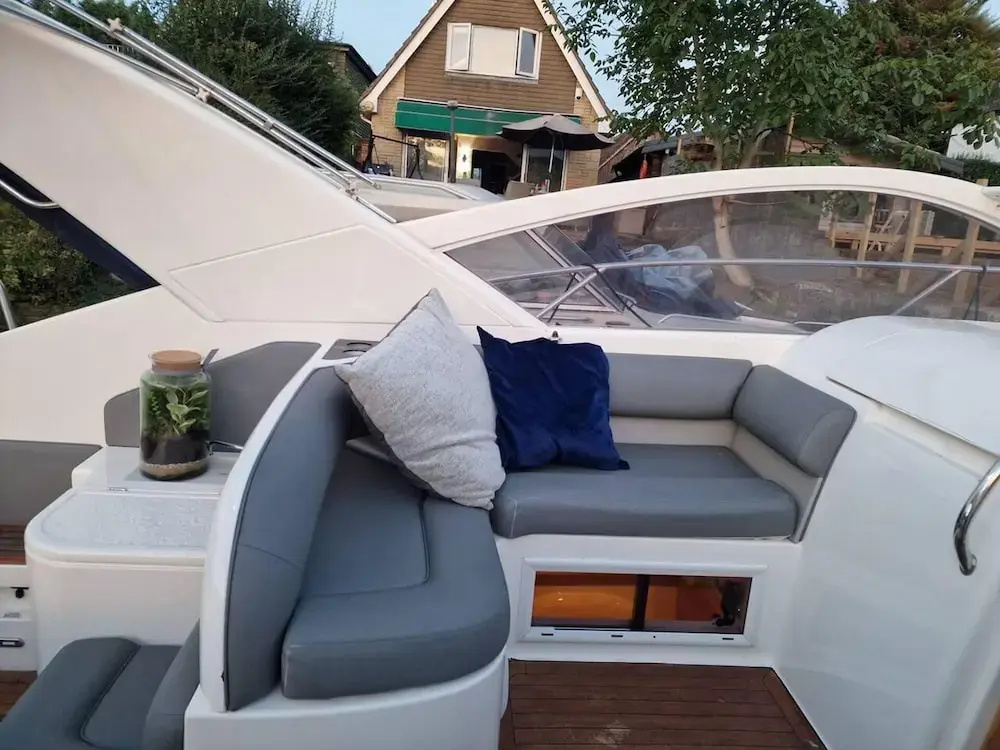 Romantic 3beds Yacht Escape on Thames