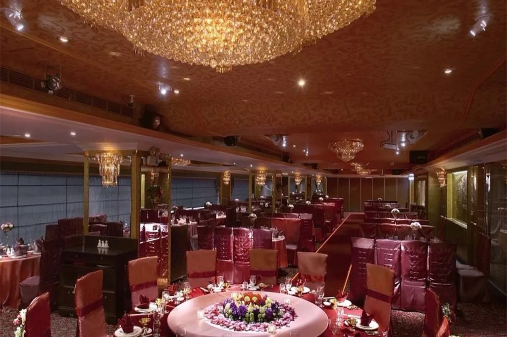 Cosmos Hotel Taipei