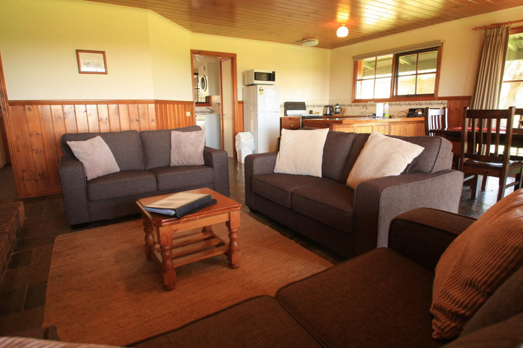 Triplet Cottage #8