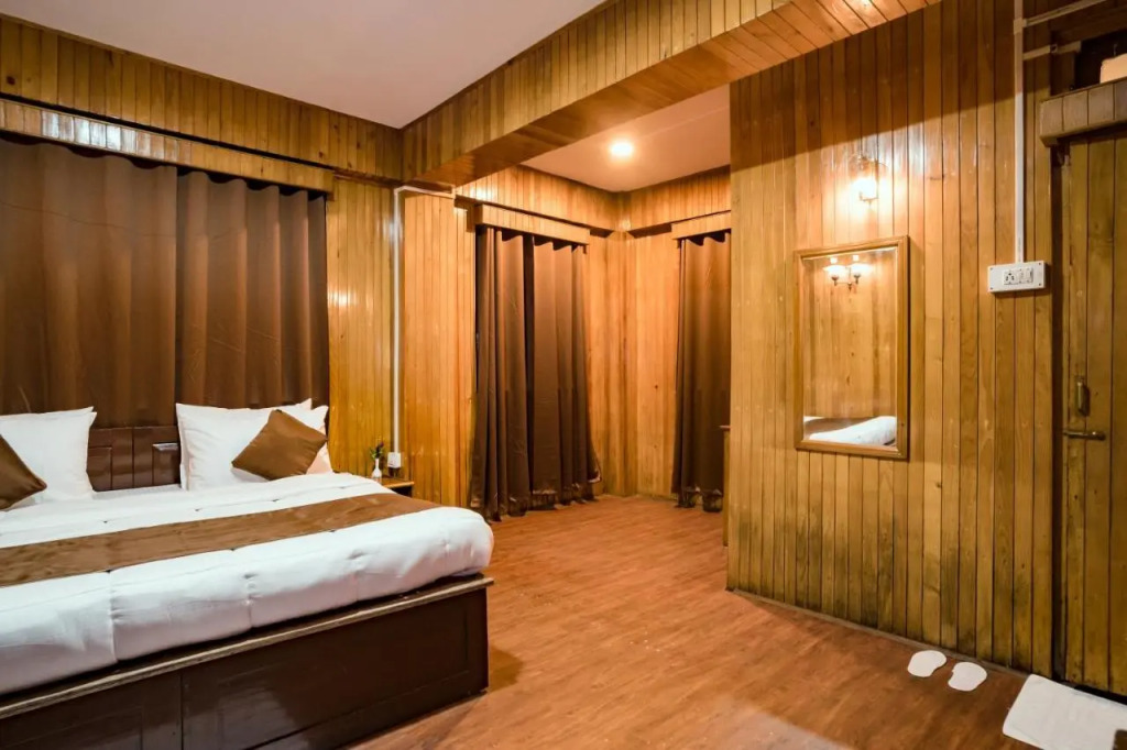 Magpie Mall Road Residency ( MG-MARG )