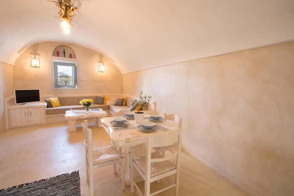 Love Nest with hot tub, hammam & outdoor cinema