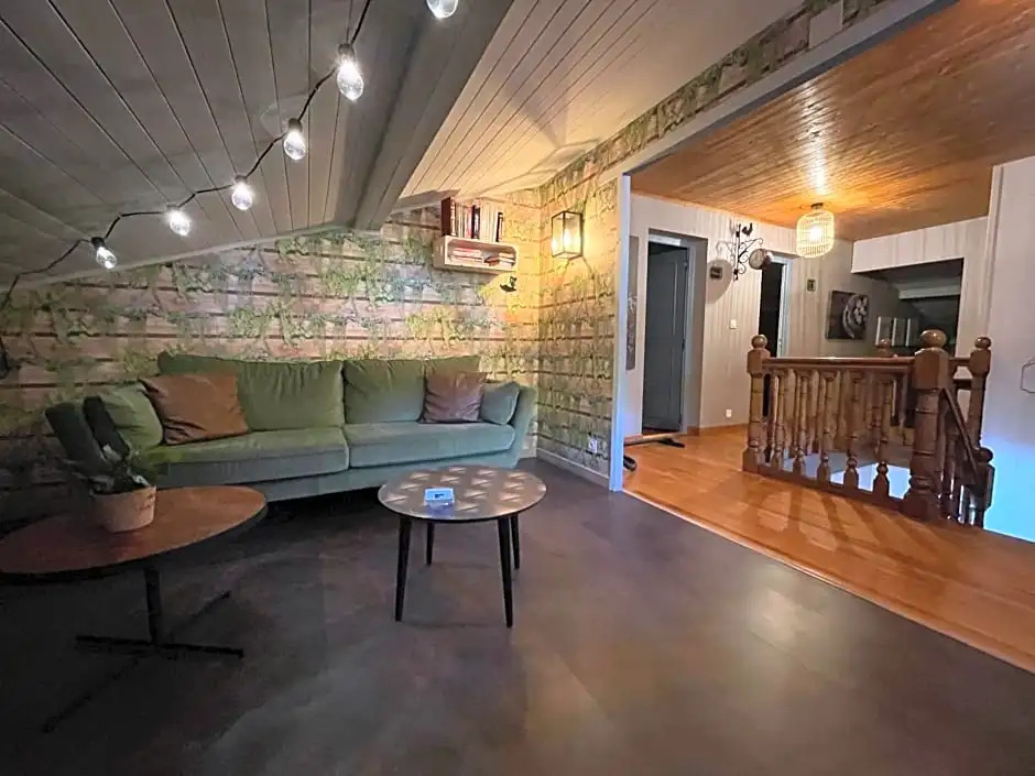 Le Chalet Des Pesettes