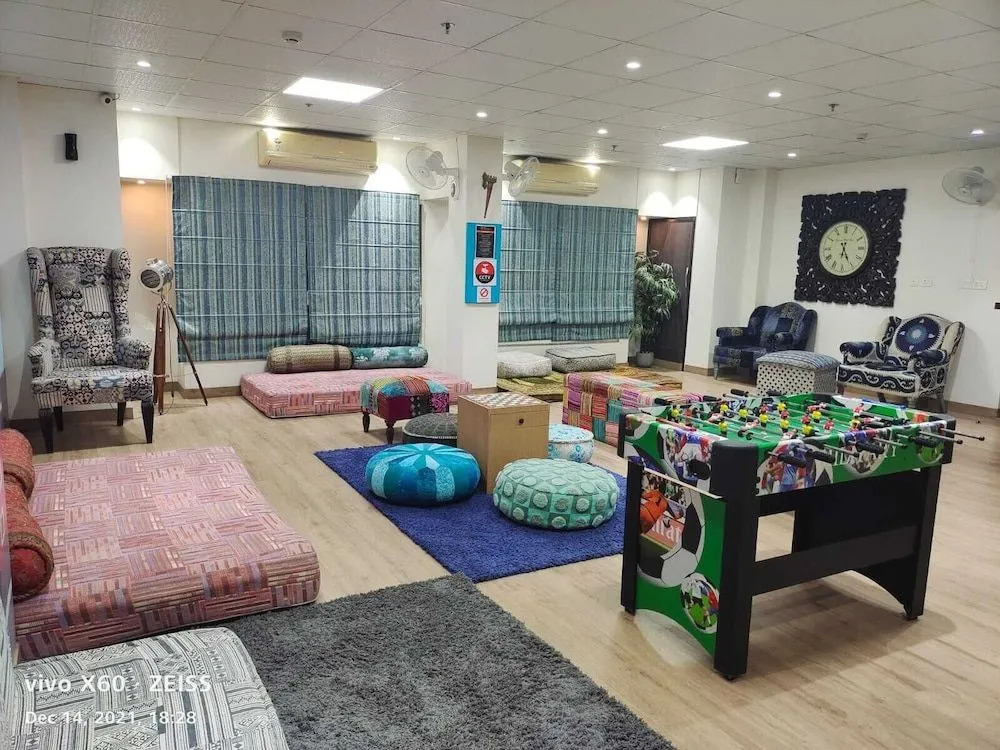 House of Backpackers