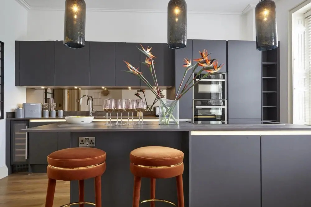Redcliffe Parade Apartment - No 1