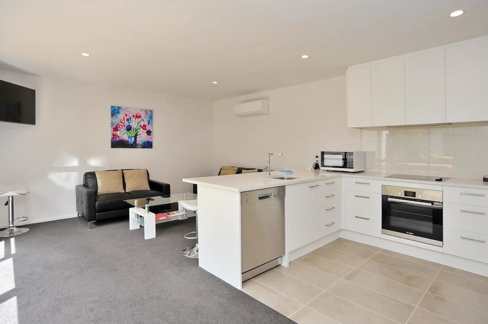 Madras St Apartment 2 - City