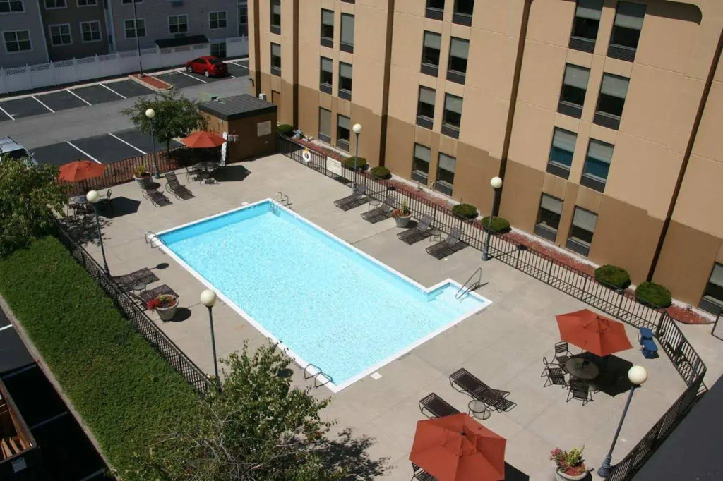 Hampton Inn Louisville Airport Fair/Expo Center
