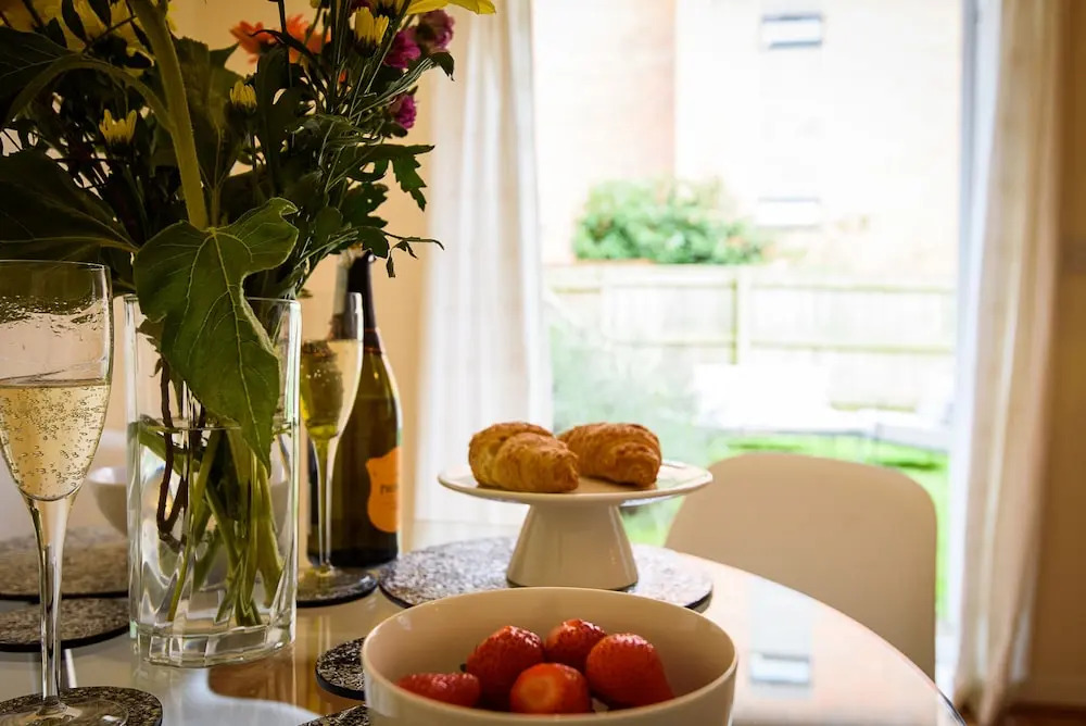 Karah Suites - Harescombe House